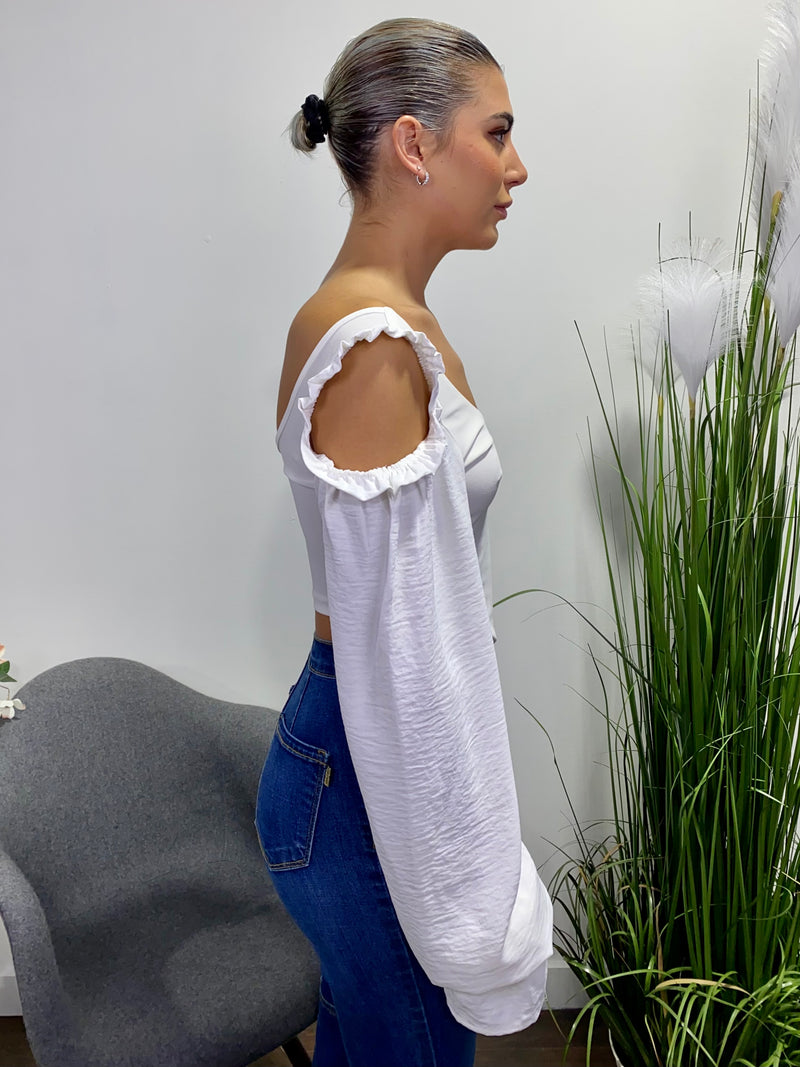 WinWin Cold Shoulder Long Flare Sleeve Top (White) T44951
